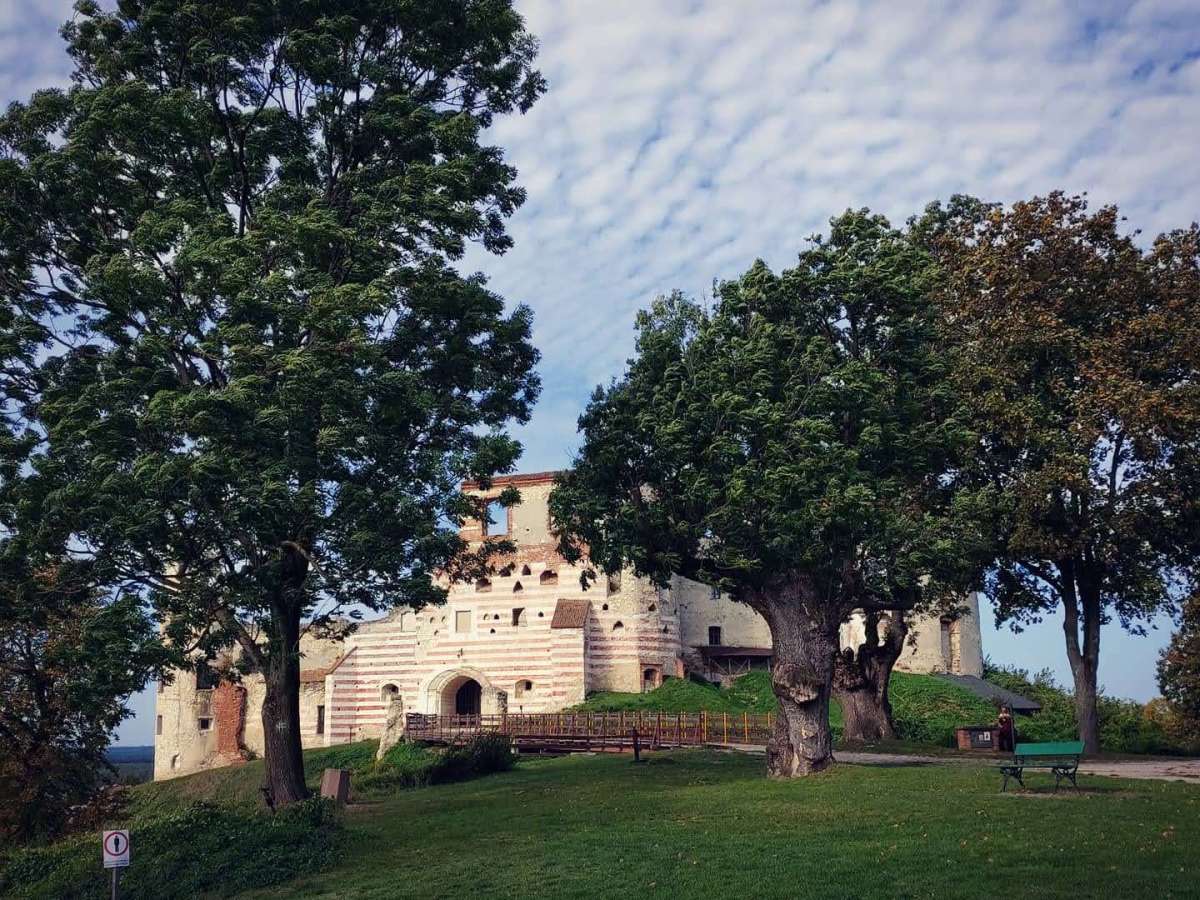 Janowiec – piękny zamek i skansen